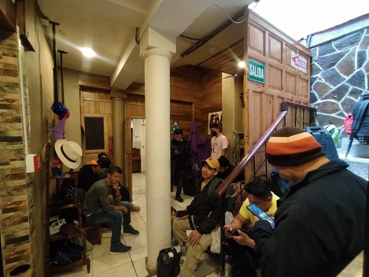 Hostal La Casa Tolena Quito - Ecuador Hotel Buitenkant foto