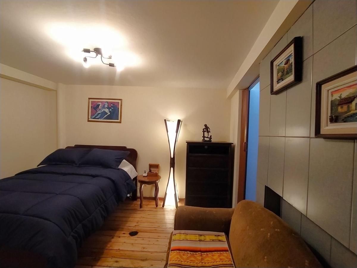 Hostal La Casa Tolena Quito - Ecuador Hotel Buitenkant foto